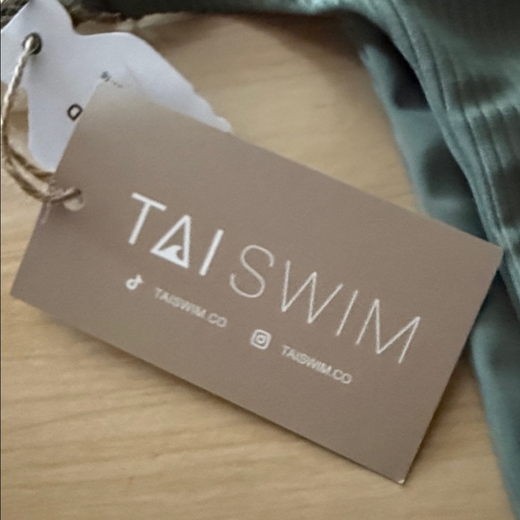 TAI SWIM Ribbed Bikini Bottom - Picture 4 of 4